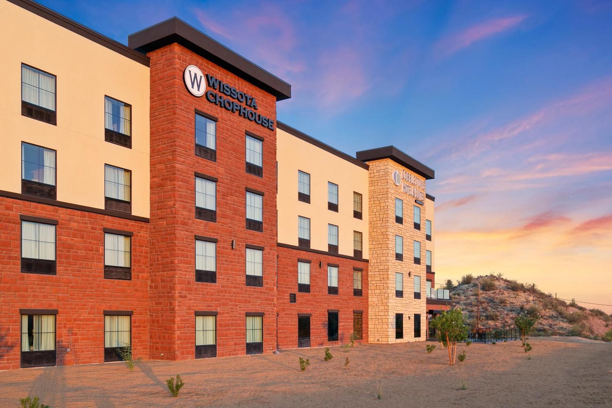 Cobblestone Hotel & Suites - Wickenburg Buitenkant foto